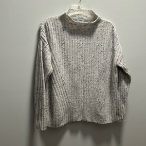 Old Navy Speckle Mock Neck Sweater size M